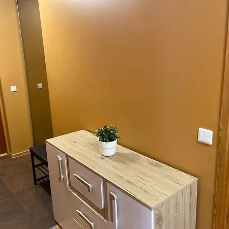 Cozy 2 Bedroom Apartment In Paernu アパート パルヌ